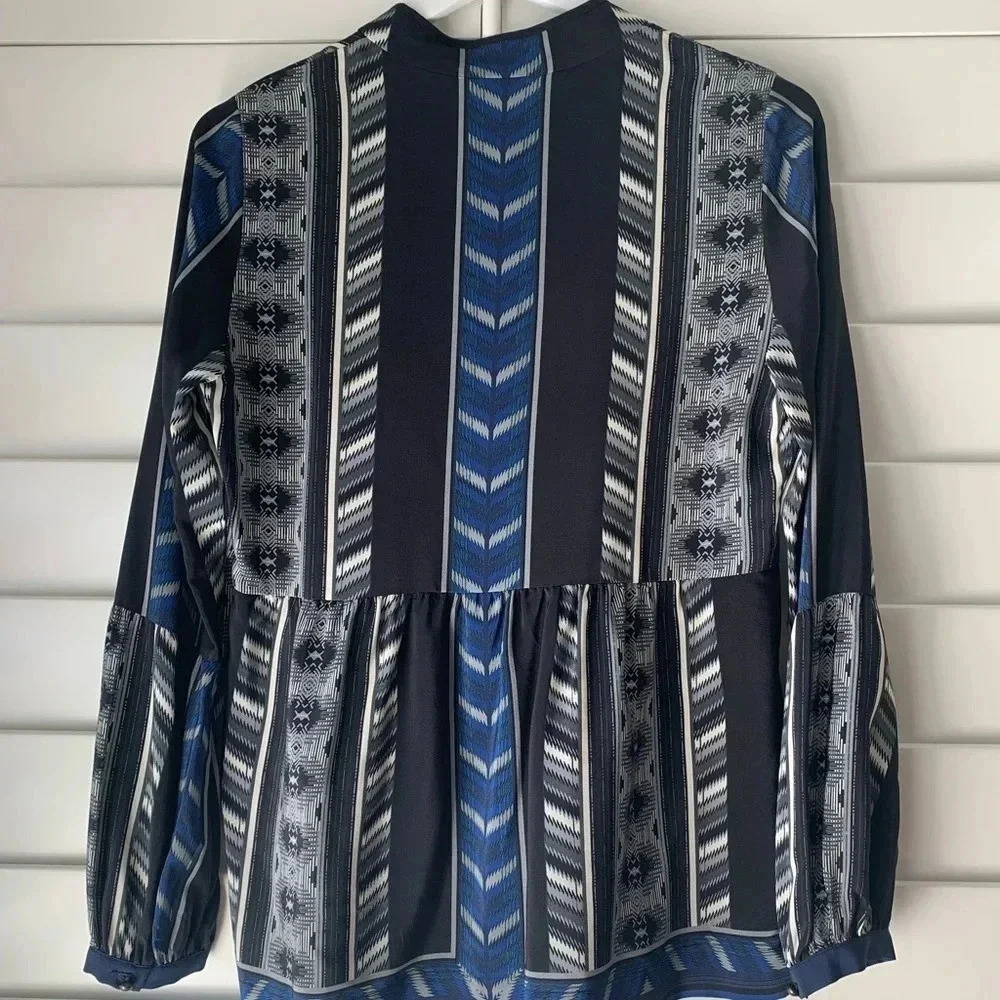 TWELFTH ST CYNTHIA VINCENT Bell Sleeve Top Blouse - Picture 7 of 7